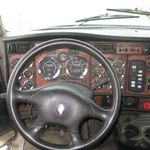 Used 2006 KENWORTH T800 at Papé Kenworth in Federal Way, WA