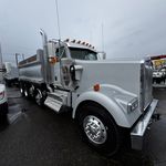 New 2024 KENWORTH W900 at Papé Kenworth in Portland, OR