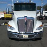 New 2024 KENWORTH T680 at Papé Kenworth in Fresno, CA