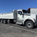 New 2026 KENWORTH T880 at  Papé Kenworth in San Leandro, CA