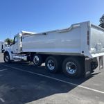 New 2026 KENWORTH T880 at  Papé Kenworth in San Leandro, CA