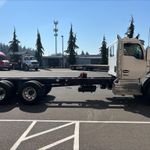 New 2025 KENWORTH T880 at Papé Kenworth in Federal Way, WA
