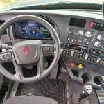 New 2024 KENWORTH T880 at Papé Kenworth in Eugene, OR
