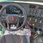 New 2025 KENWORTH T880 at Papé Kenworth in Eugene, OR