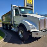 New 2024 KENWORTH T880 at Papé Kenworth in Eugene, OR