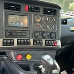 New 2025 KENWORTH T880 at Papé Kenworth in Marysville, WA