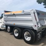 New 2024 KENWORTH T880 at Papé Kenworth in Eugene, OR