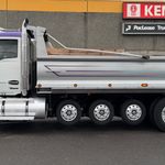 Used 2024 KENWORTH T880 at  Papé Kenworth in Portland, OR