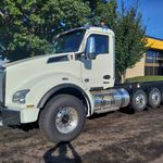 New 2026 KENWORTH T880 at Papé Kenworth in Medford, OR