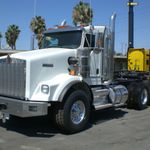 New 2026 KENWORTH T800 at Papé Kenworth in Bakersfield, CA
