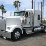 New 2024 KENWORTH W900 at  Papé Kenworth in Fresno, CA