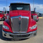 New 2025 KENWORTH T680 at Papé Kenworth in Sacramento, CA