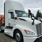 New 2024 KENWORTH T680 at Papé Kenworth in San Leandro, CA