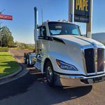 New 2026 KENWORTH T680 at Papé Kenworth in Eugene, OR