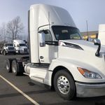 New 2025 KENWORTH T680 at Papé Kenworth in Ferndale, WA