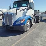 New 2024 KENWORTH T680 at Papé Kenworth in French Camp, CA