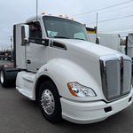 Used 2018 KENWORTH T680 at Papé Kenworth in Portland, OR