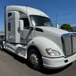 Used 2018 KENWORTH T680 at Papé Kenworth in Portland, OR