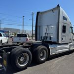 Used 2018 KENWORTH T680 at Papé Kenworth in Portland, OR