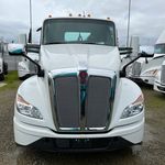 New 2024 KENWORTH T680 at Papé Kenworth in Sacramento, CA