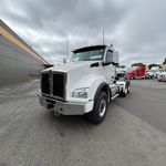 New 2025 KENWORTH T880 at Papé Kenworth in San Leandro, CA