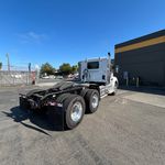 New 2024 KENWORTH T880 at Papé Kenworth in San Leandro, CA