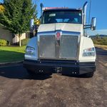New 2026 KENWORTH T880 at Papé Kenworth in Eugene, OR