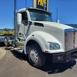 New 2024 KENWORTH T880 at Papé Kenworth in Eugene, OR
