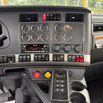 New 2025 KENWORTH T880 at  Papé Kenworth in Federal Way, WA