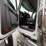 New 2025 KENWORTH T880 at  Papé Kenworth in Federal Way, WA