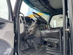 Used 2017 PETERBILT MOTOR 579 at  Papé Kenworth in Portland, OR