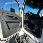 New 2025 KENWORTH T380 at Papé Kenworth in Aberdeen, WA