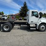 New 2025 KENWORTH T380 at Papé Kenworth in Lakewood, WA