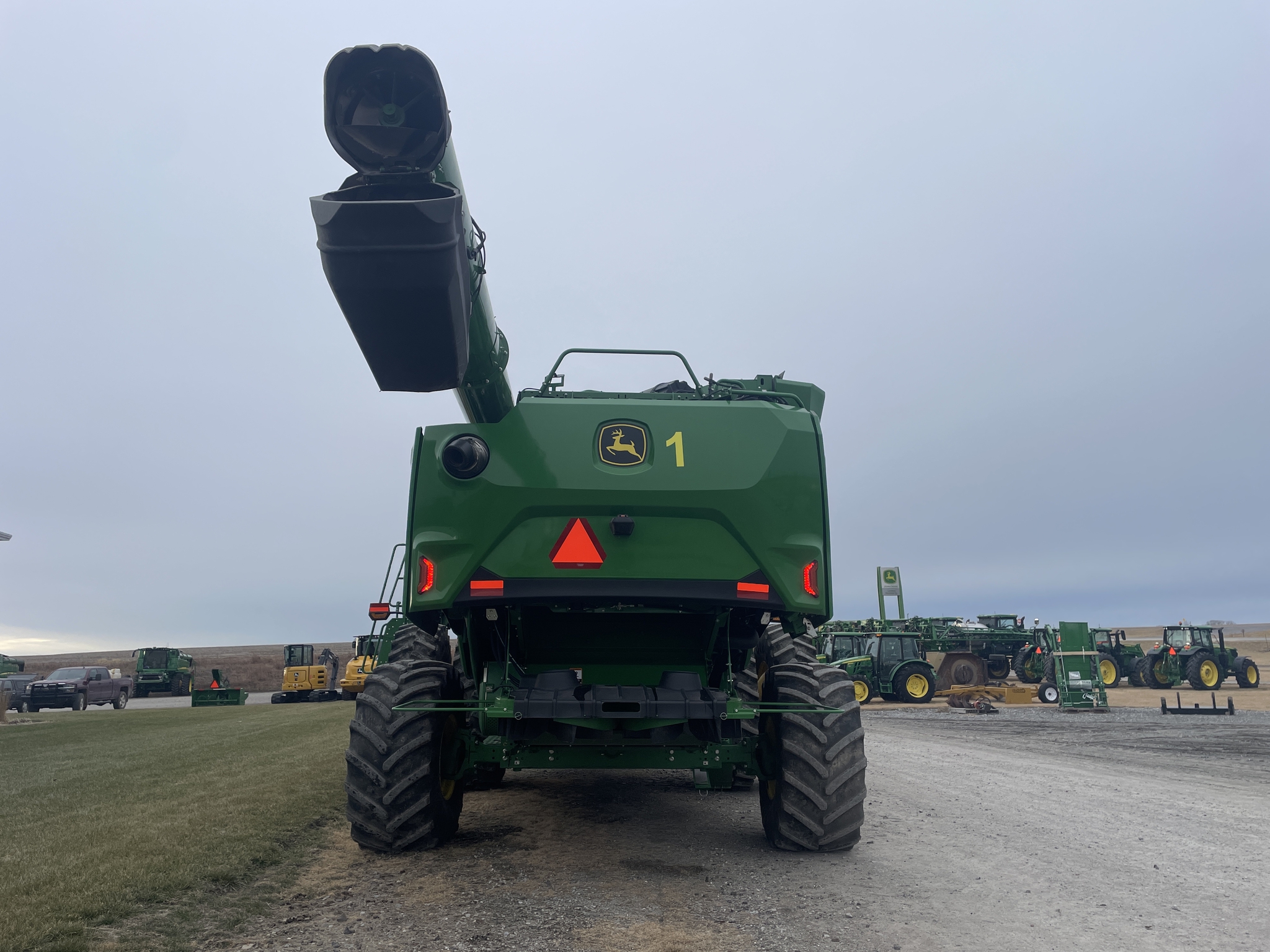  2025 John Deere S7 700 at LandMark in Marysville, KS