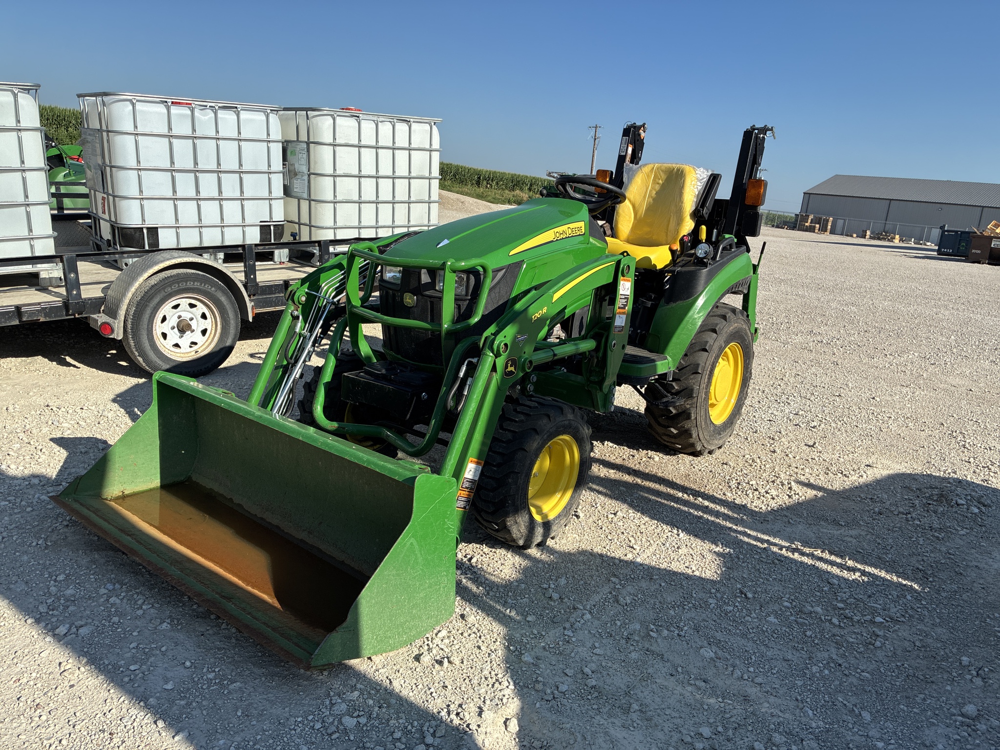  2020 John Deere 2025R at LandMark in Hastings, NE