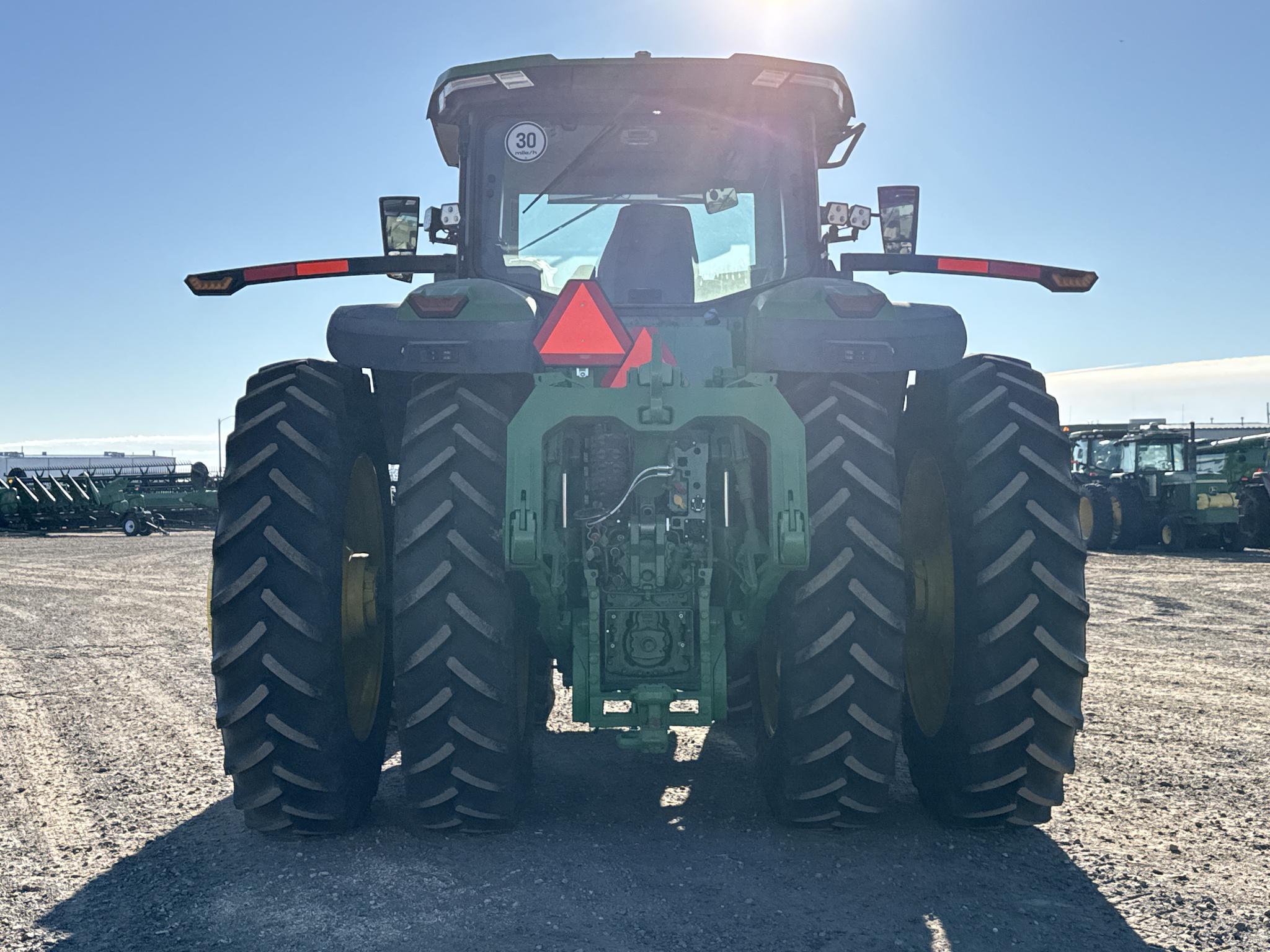  2025 John Deere 8R 370 at LandMark in Gothenburg, NE