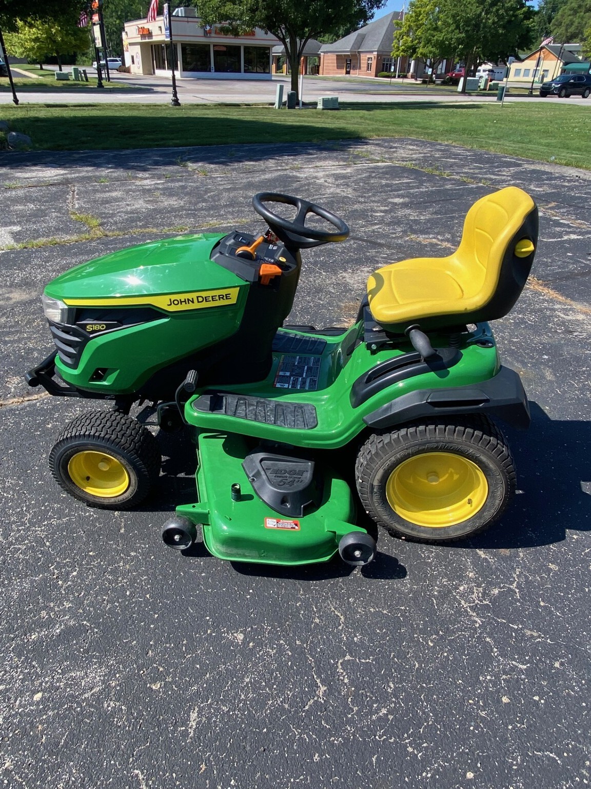 S Pend 2022 John Deere S180 at Tri County Equipment Birch Run, MI