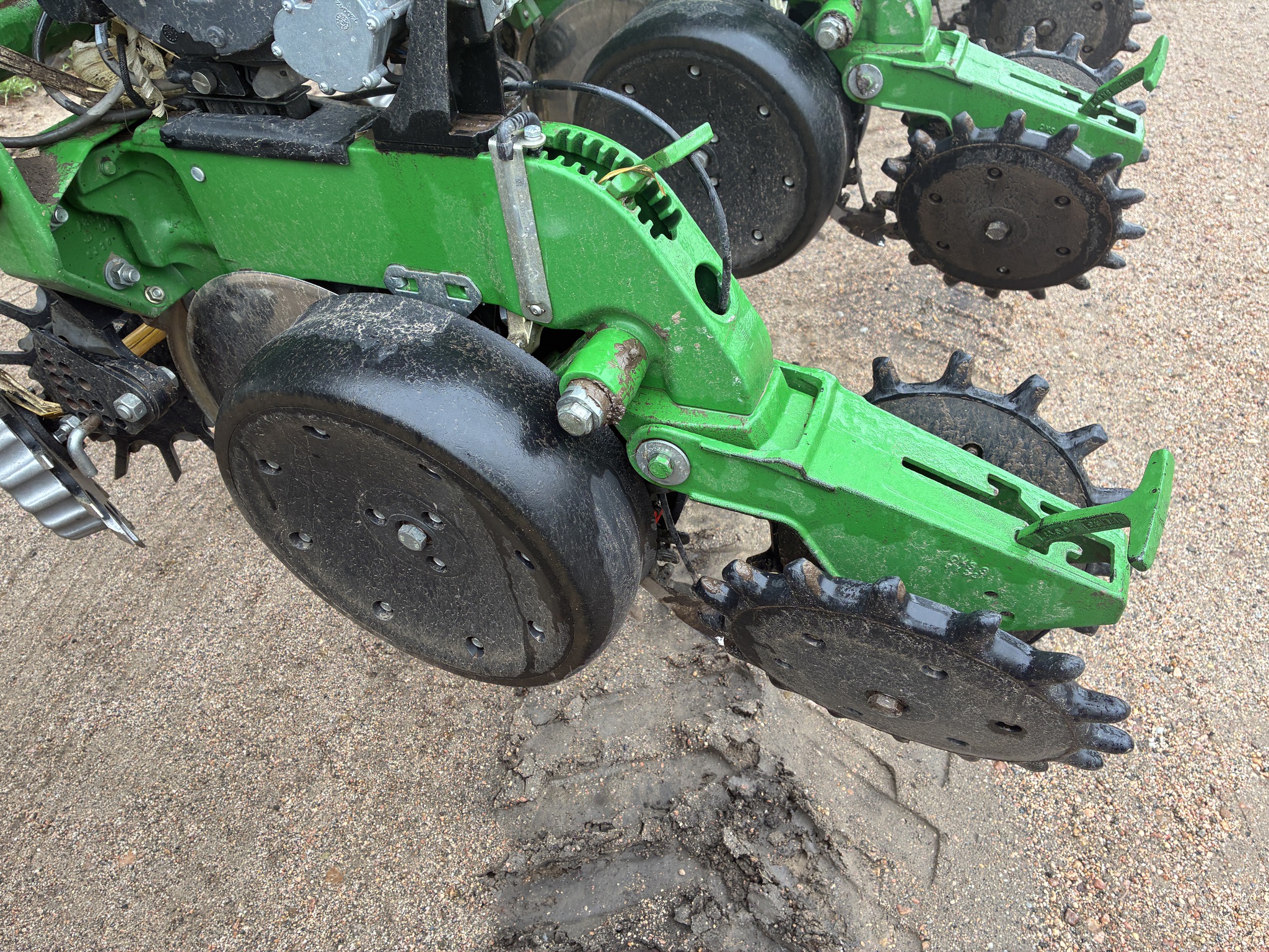  2009 John Deere 1770NT CCS at LandMark in Gothenburg, NE