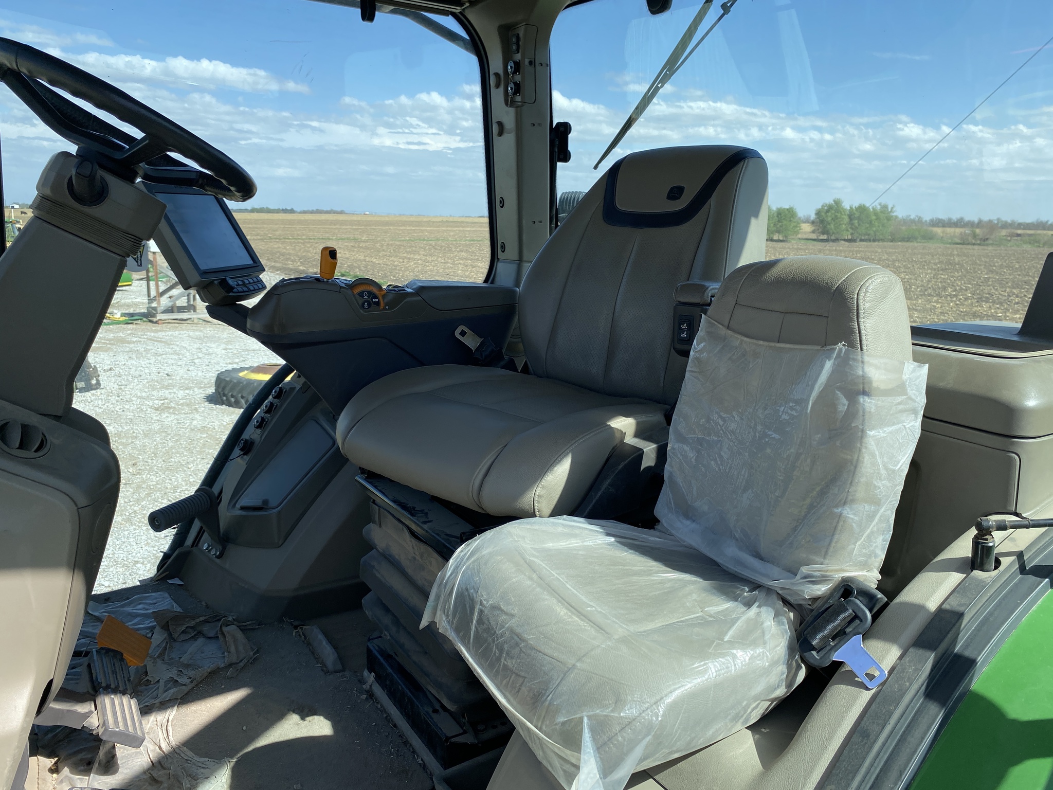  2020 John Deere 8R 280 at LandMark in Hebron, NE