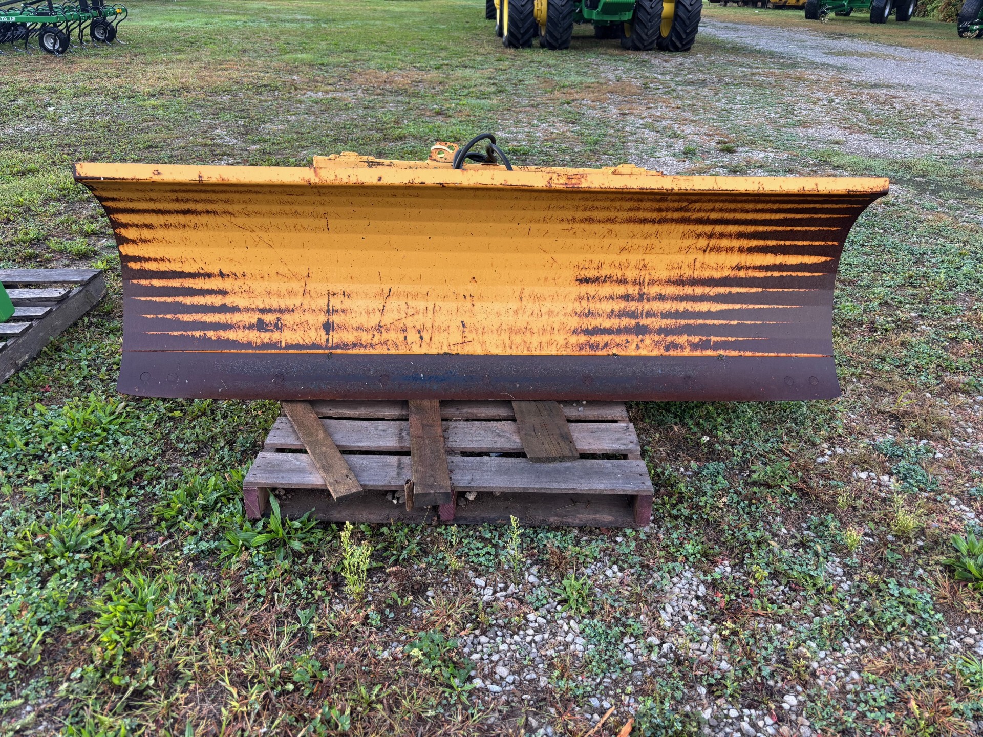 On Lot  Horst Welding SB20004 at Tri County Equipment Sandusky, MI