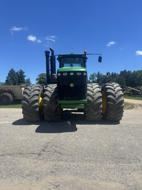 On Lot 2010 John Deere 9530 at Tri County Equipment Bad Axe, MI