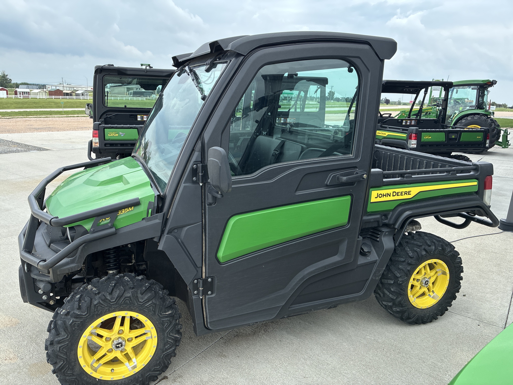  2024 John Deere XUV835M HVAC Cab at LandMark in Hebron, NE