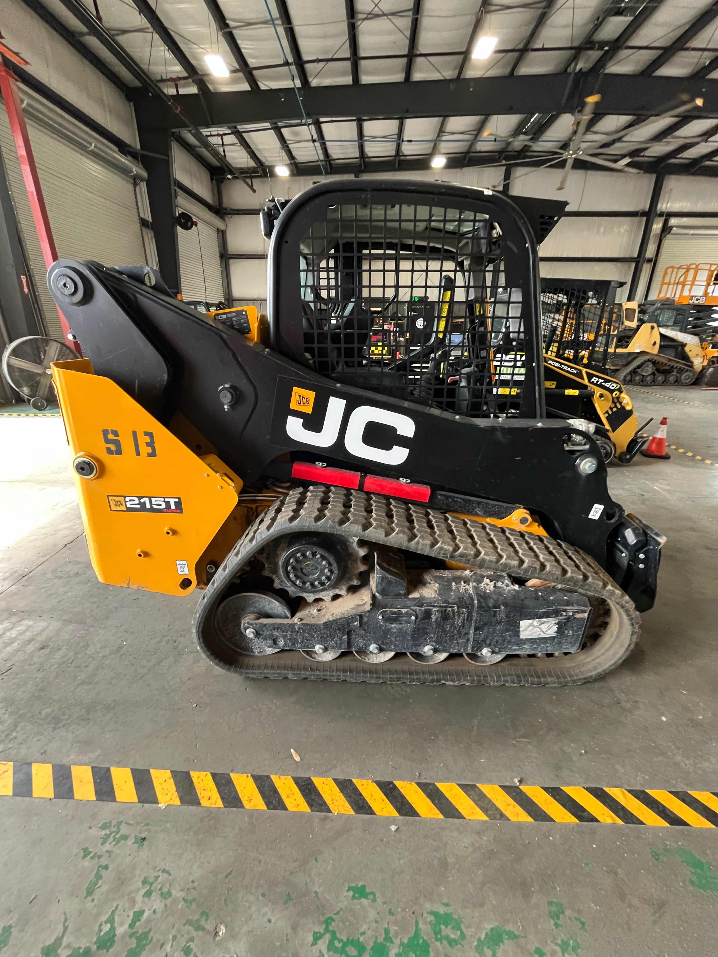   JCB 215T at Briggs JCB Tampa, FL