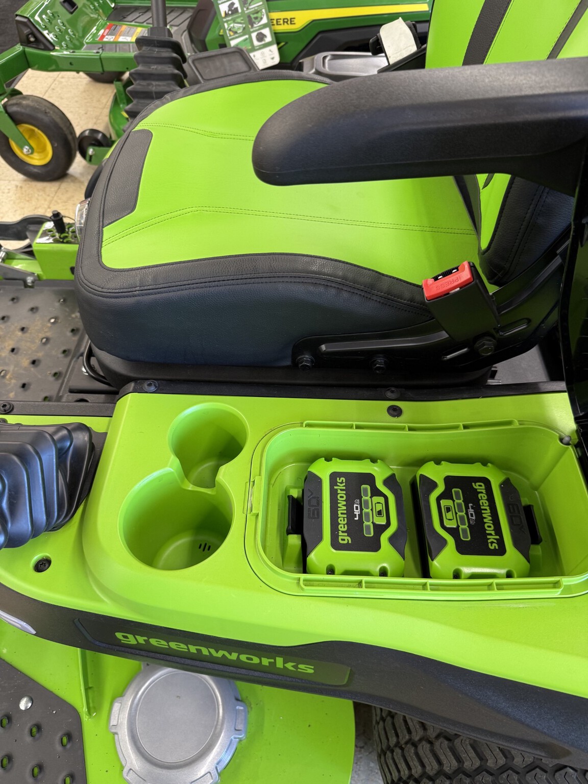 On Lot  Greenworks MZ546 at Tri County Equipment Auburn Hills, MI