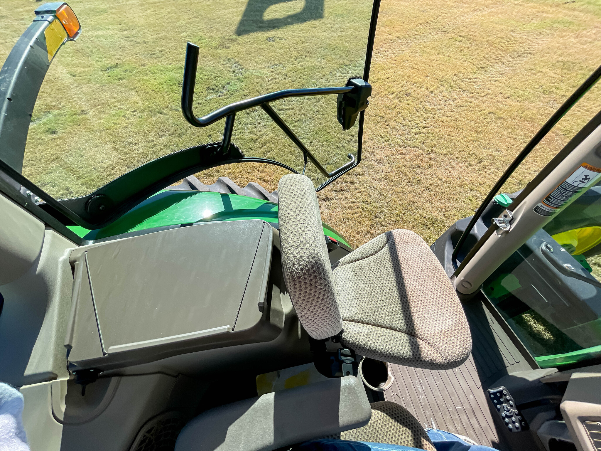  2022 John Deere 6R 155 at LandMark in Minden, NE