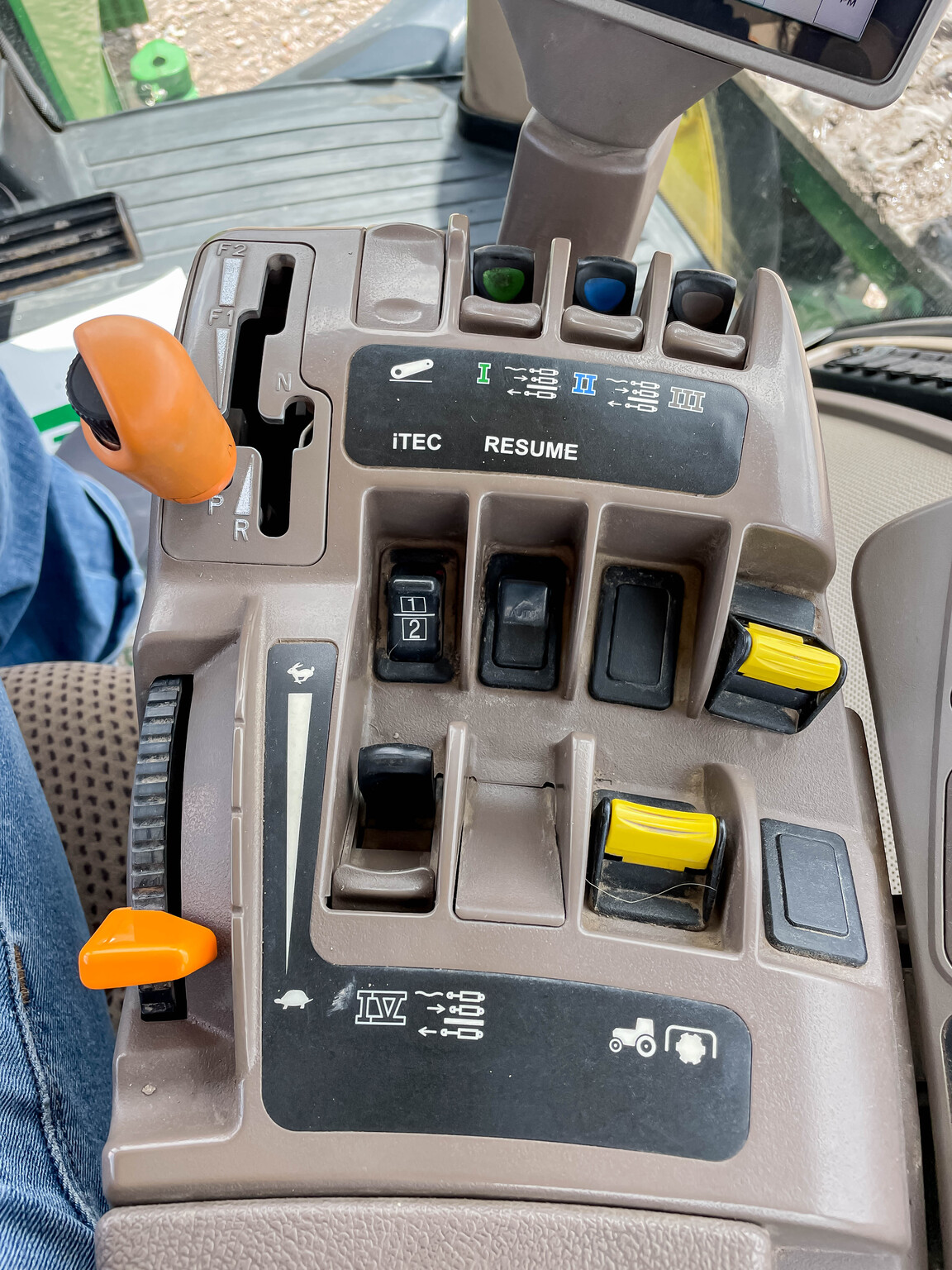  2010 John Deere 8320RT at LandMark in Minden, NE