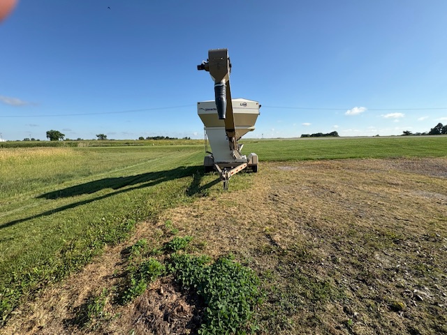 On Lot  Unverferth 3750XL at Tri County Equipment Caro, MI