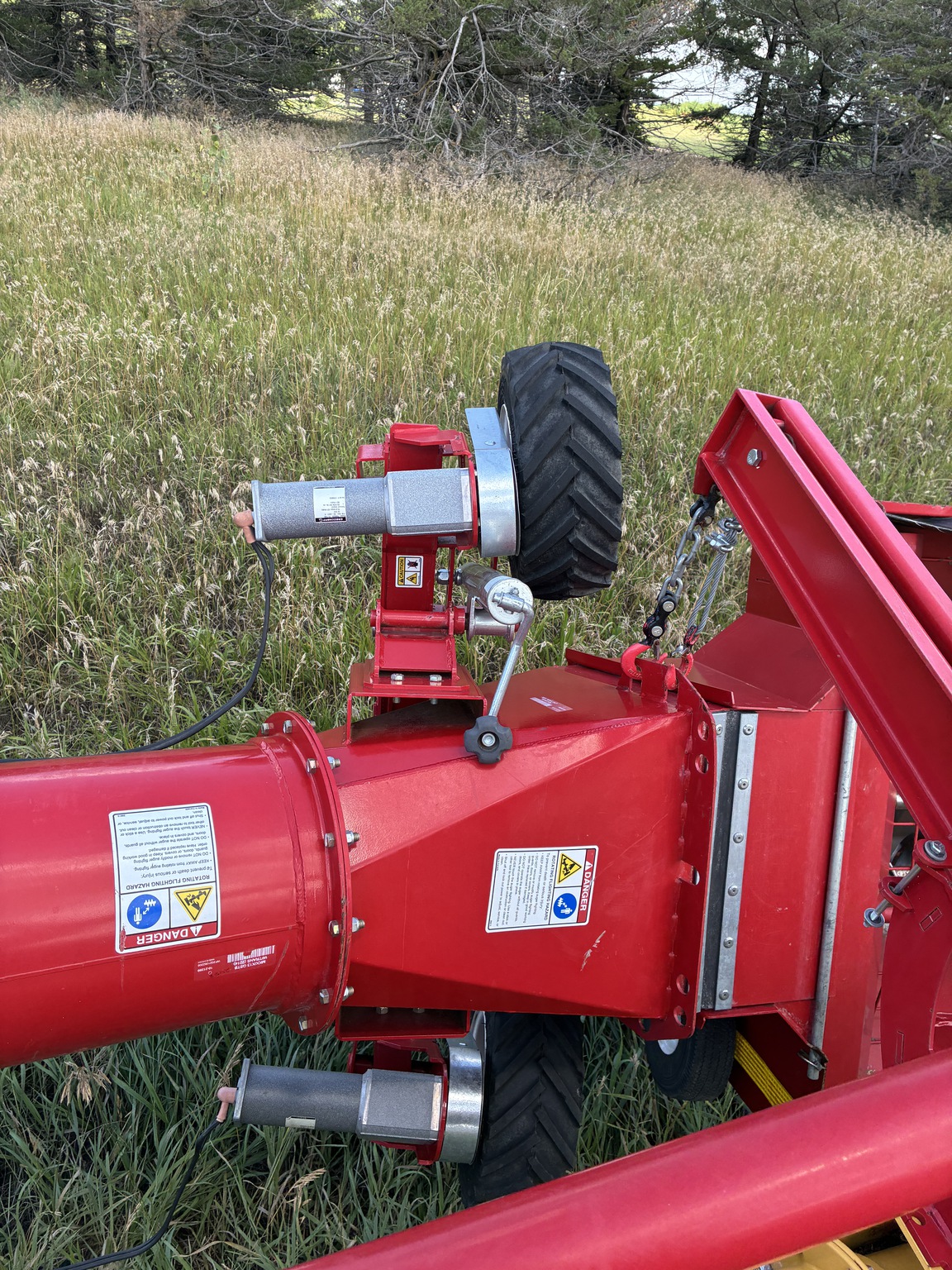  2022 Westfield MKX 13-114 at LandMark in Gothenburg, NE