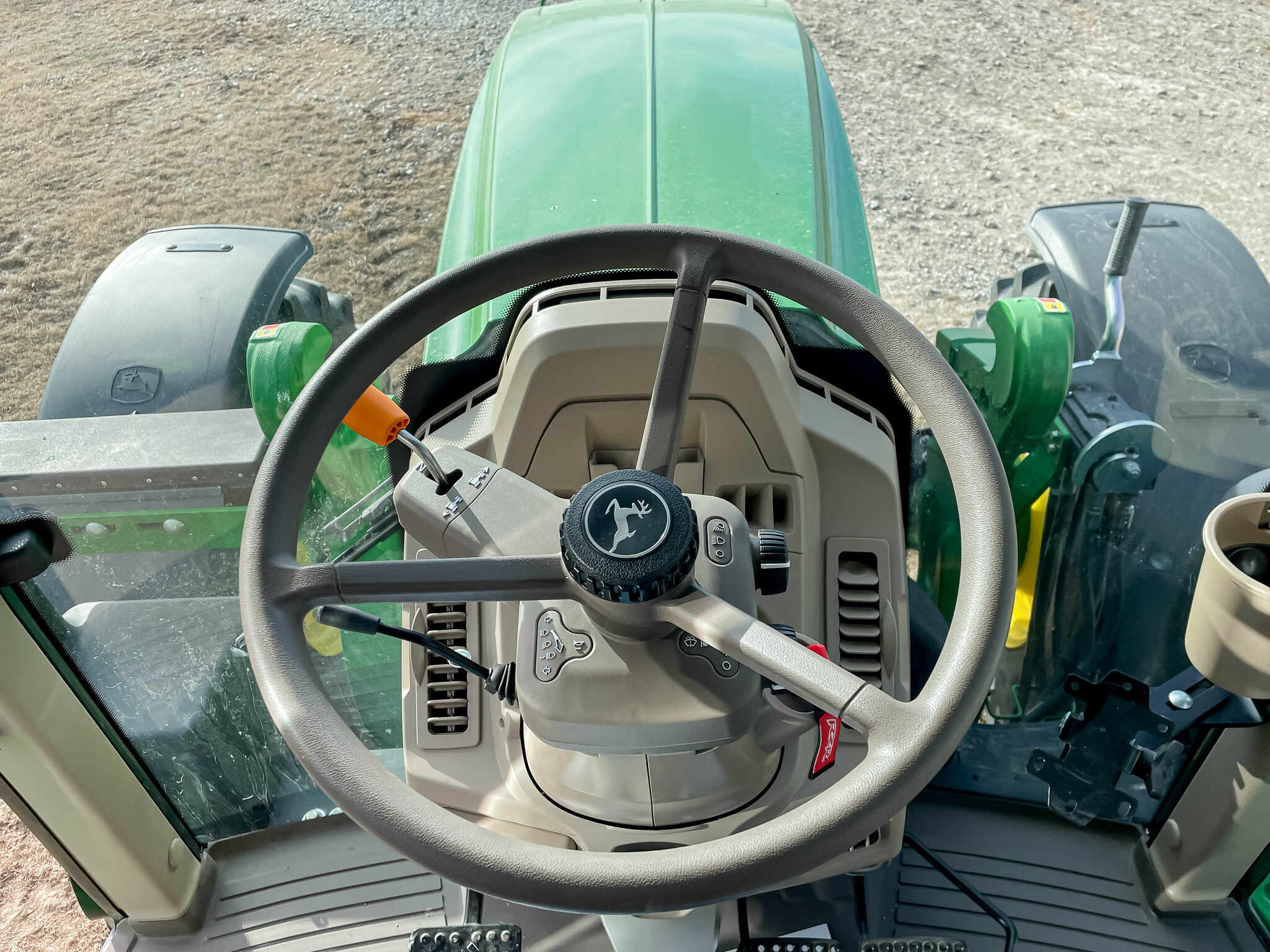  2024 John Deere 6155M at LandMark in Hebron, NE