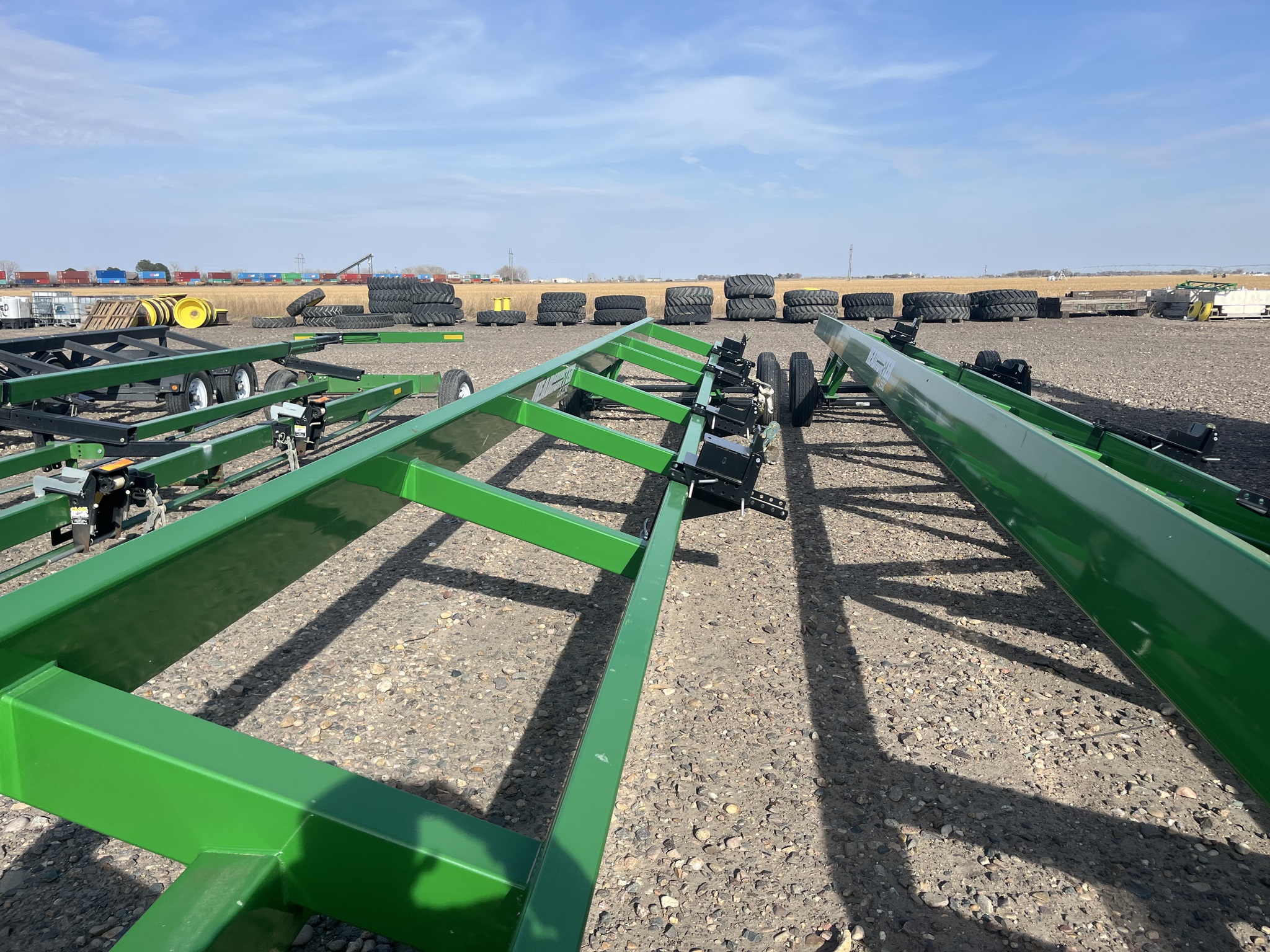  2023 Headhunter HHC43-DA/DB at LandMark in Lexington, NE